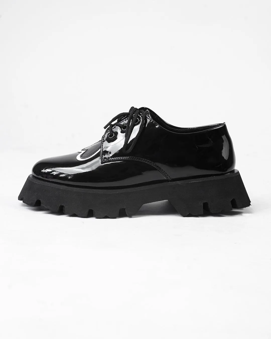 Trending Chunky Heart It Black Lace Up Oxford Shoe