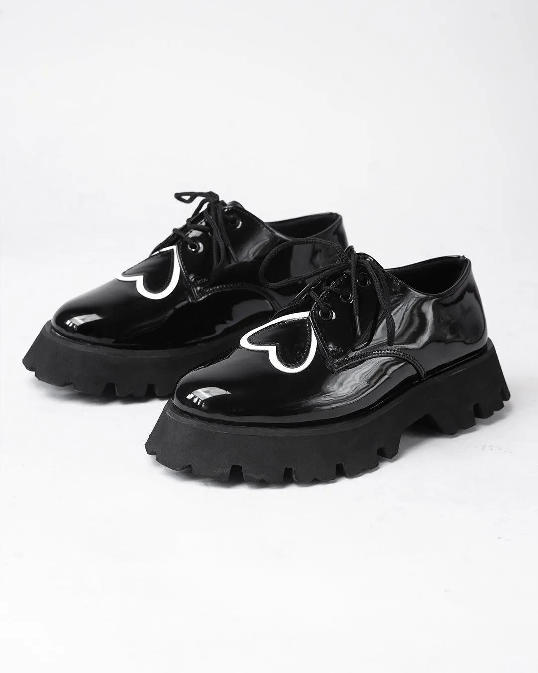 Trending Chunky Heart It Black Lace Up Oxford Shoe