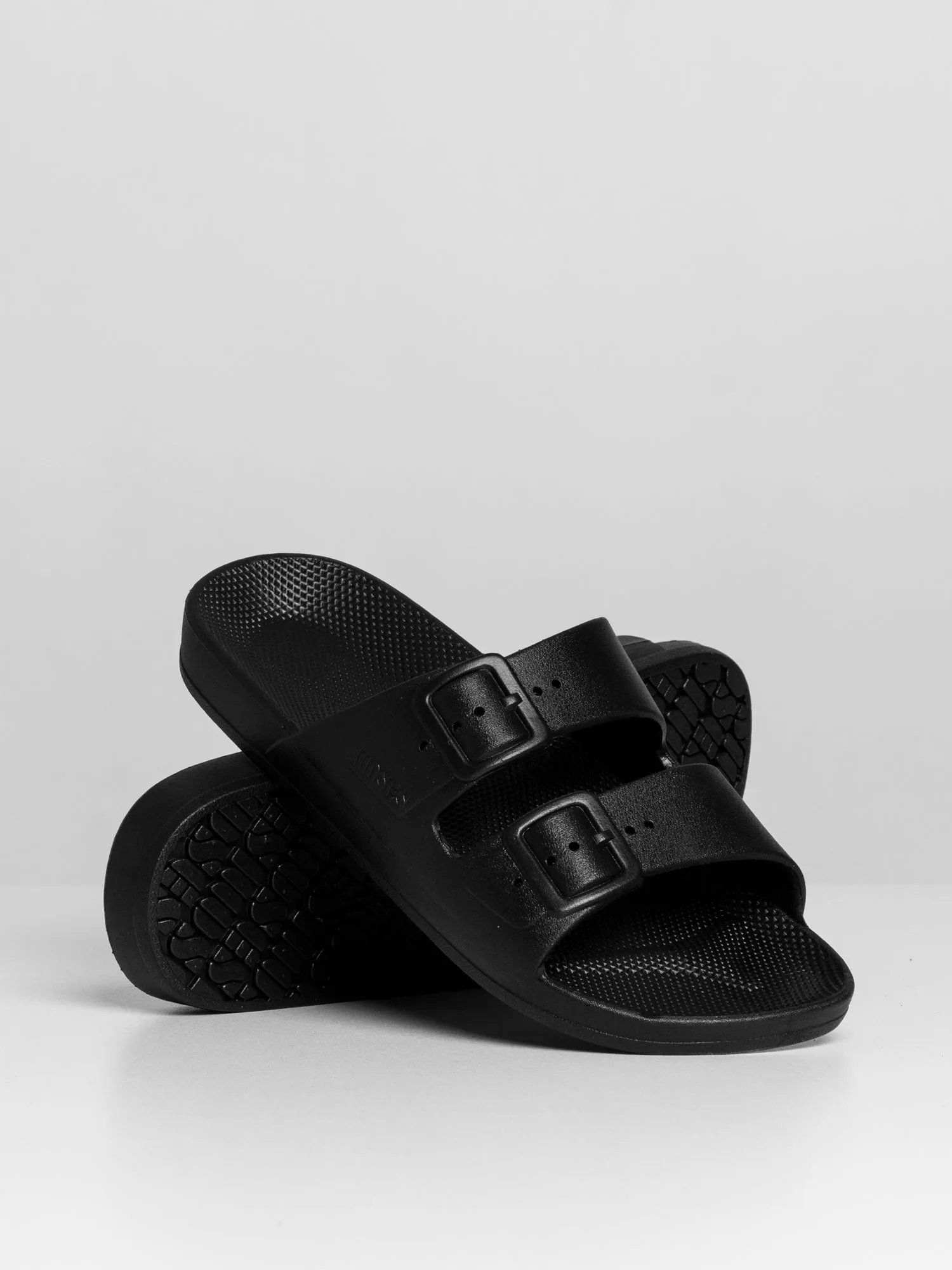 WOMENS FREEDOM MOSES FREEDOM BLACK SANDAL - CLEARANCE